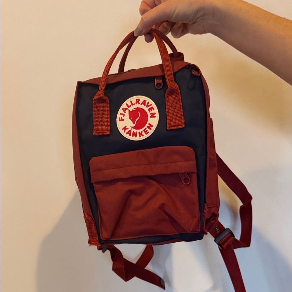 Kånken Mini Backpack - Navy and Rust